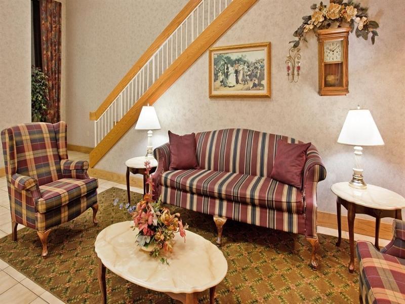 Holiday Inn Express Marshfield - Springfield Area By Ihg Exterior foto